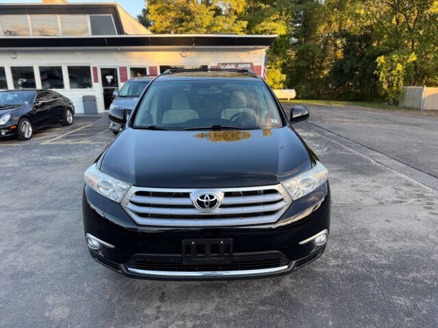 2012 Toyota Highlander for sale at Nutfield Petroleum in Londonderry, NH