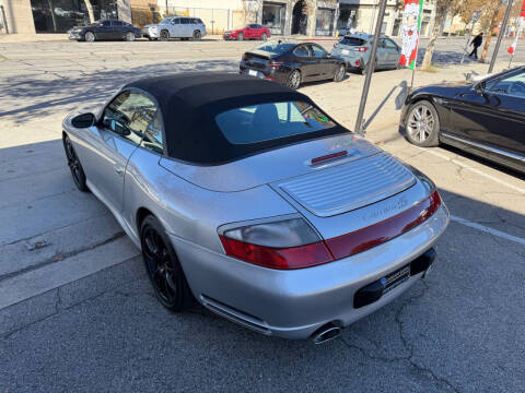 2004 Porsche 911 Carrera 4S