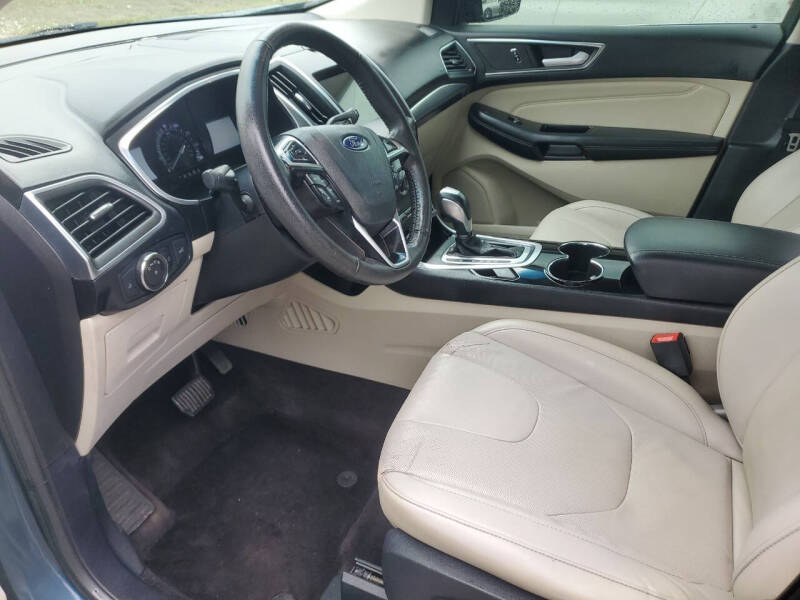 2016 Ford Edge Titanium