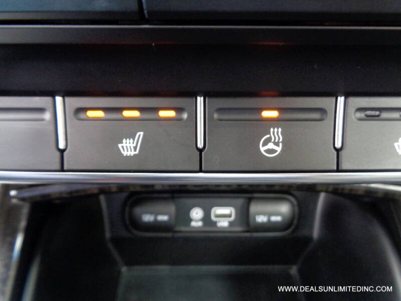 2019 Kia Sorento EX V6