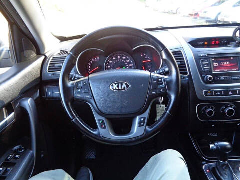 2014 Kia Sorento LX