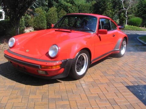 1989 Porsche 911 for sale at Autotrend Specialty Cars in Lindenhurst NY