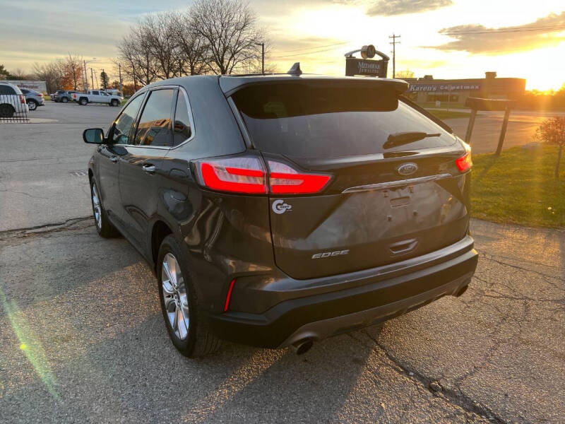 2020 Ford Edge Titanium