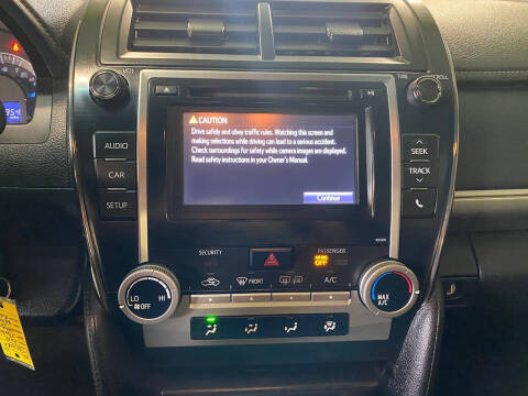 2014 Toyota Camry SE