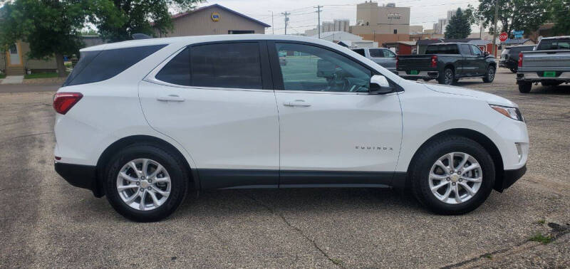 Used 2021 Chevrolet Equinox LT with VIN 3GNAXKEVXMS131314 for sale in Milbank, SD