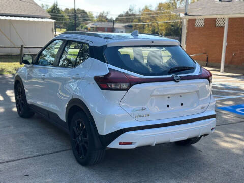 2023 Nissan Kicks SV