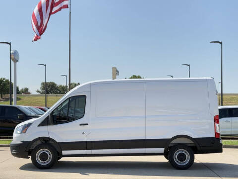 2025 Ford Transit 250