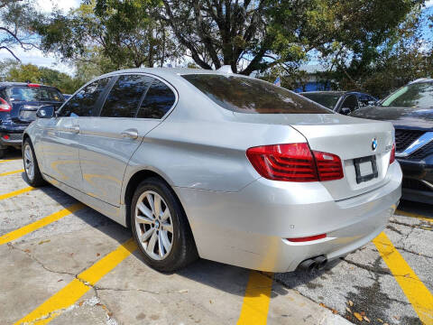 2016 BMW 5 Series 528i