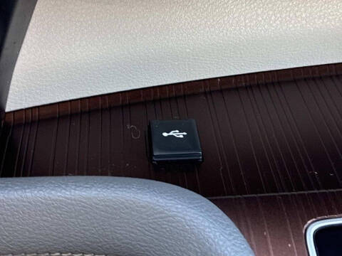 2023 Toyota Sienna LE 8-Passenger