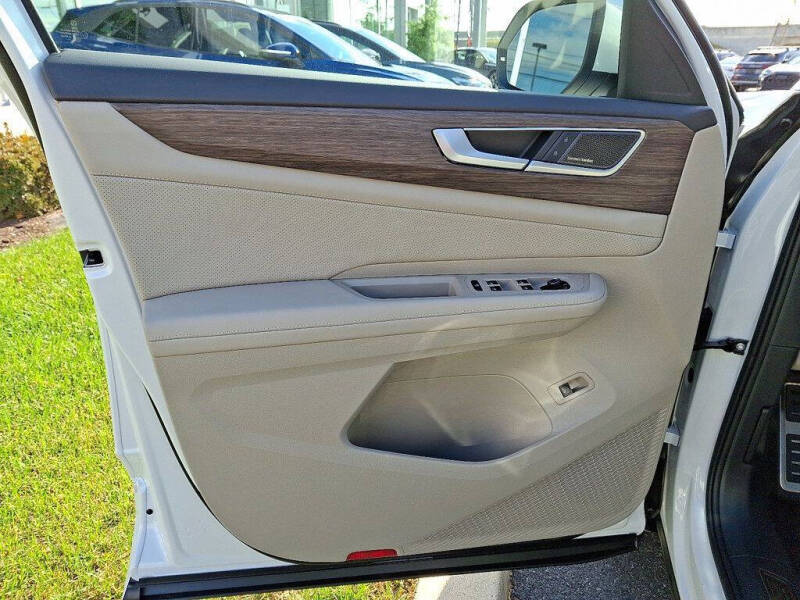 2026 Volkswagen Atlas SEL Premium R-Line 4Motion