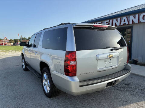 2011 Chevrolet Suburban LT