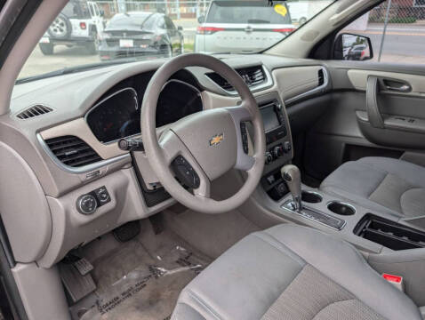 2017 Chevrolet Traverse LS