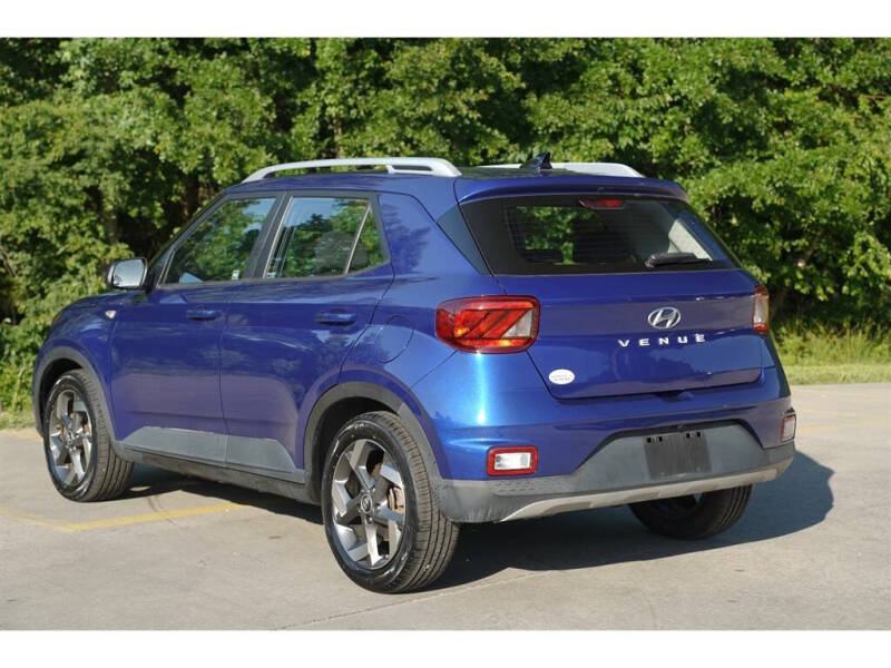 2021 Hyundai Venue SEL