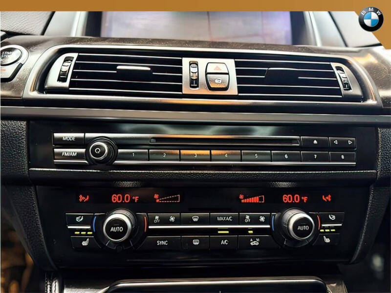 2016 BMW 5 Series 528i