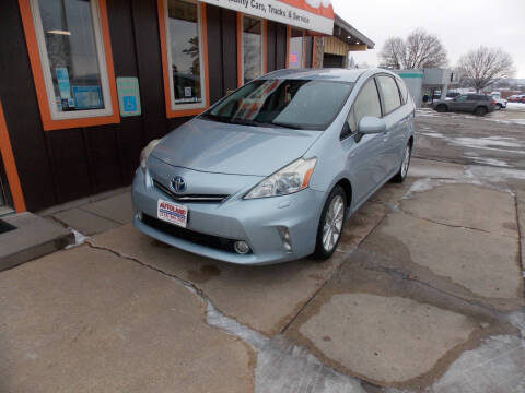 2013 Toyota Prius v Five