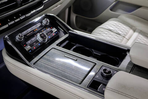 2020 Lincoln Navigator L Black Label