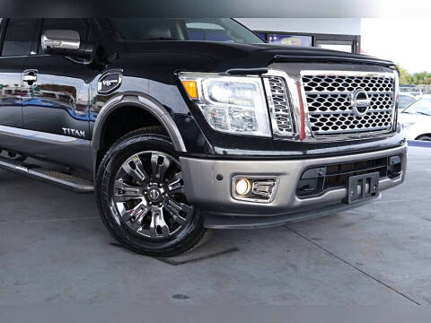 2017 Nissan Titan Platinum Reserve