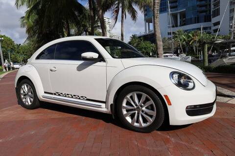 2013 Volkswagen Beetle for sale at Choice Auto Brokers in Fort Lauderdale FL