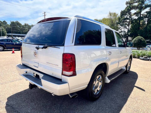 2004 Cadillac Escalade