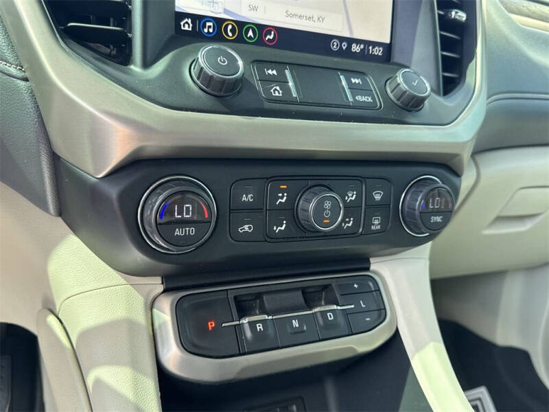 2021 GMC Acadia Denali