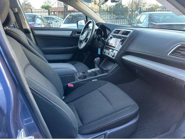 2017 Subaru Outback 2.5i Premium