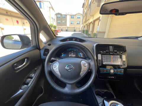 2015 Nissan LEAF S