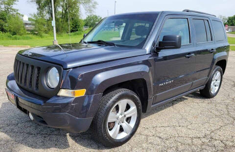 2014 Jeep Patriot for sale at Revolution Auto Inc in McHenry IL