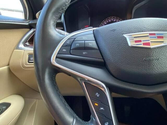 2017 Cadillac XT5 Luxury