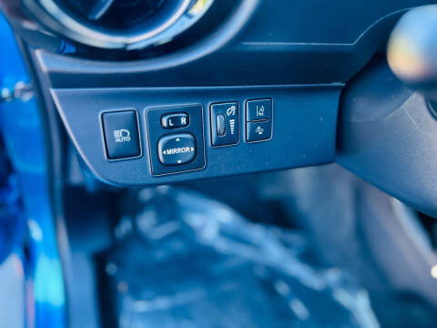 2017 Toyota Prius c