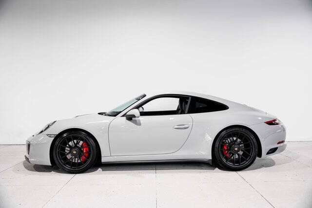 2018 Porsche 911 Carrera GTS