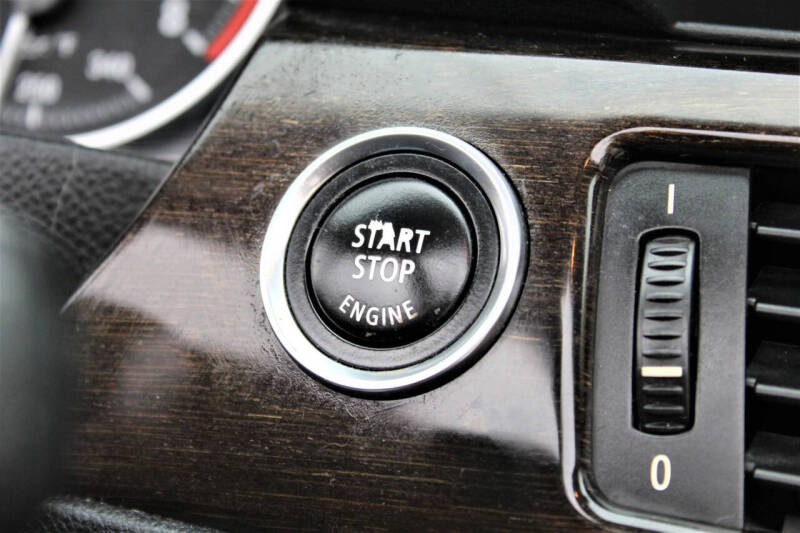 2013 BMW 3 Series 328i