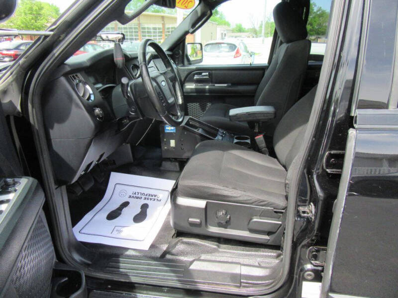 2017 Ford Expedition XL Fleet