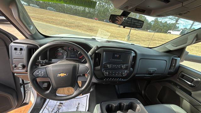 2024 Chevrolet Silverado 5500HD