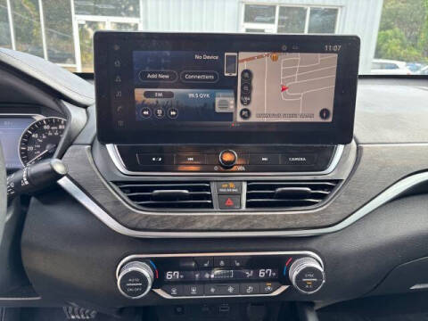 2023 Nissan Altima 2.5 SL