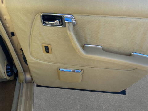 1985 Mercedes-Benz 300-Class 300 D