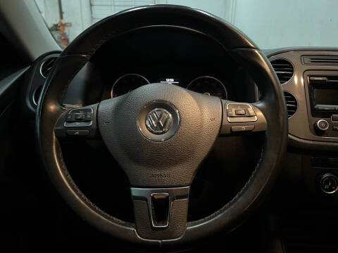 2014 Volkswagen Tiguan SE