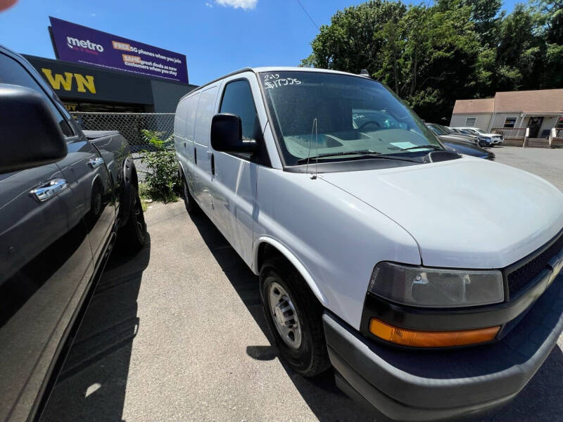2019 Chevrolet Express 2500