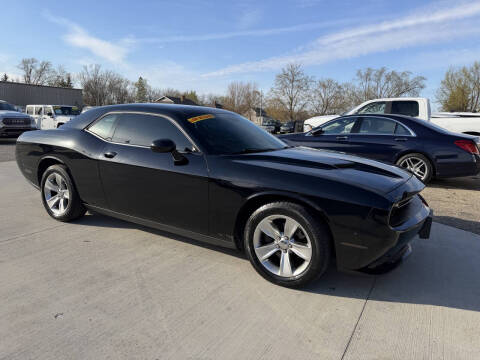2017 Dodge Challenger SXT