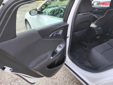 2017 Chevrolet Malibu LT