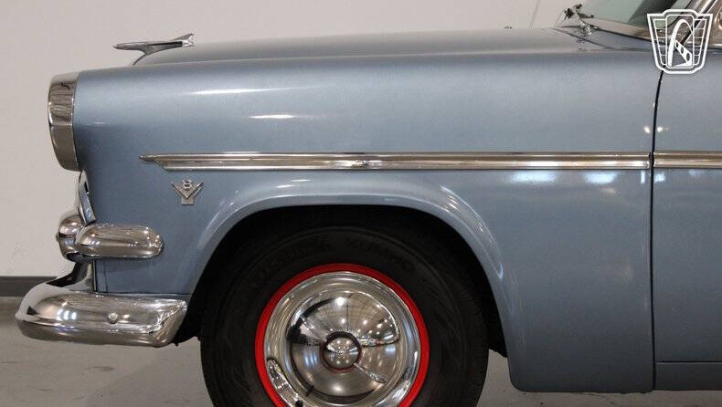 1954 Ford Crestline