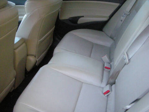 2013 Acura ILX 2.0L w/Premium