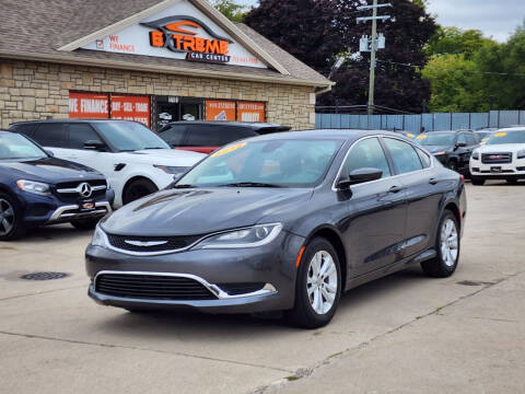 2015 Chrysler 200 for sale at Extreme Car Center in Detroit MI