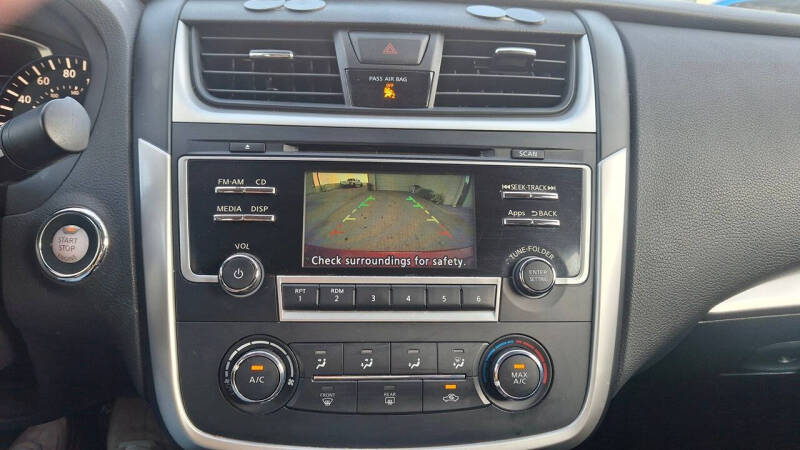 2016 Nissan Altima 2.5 SR