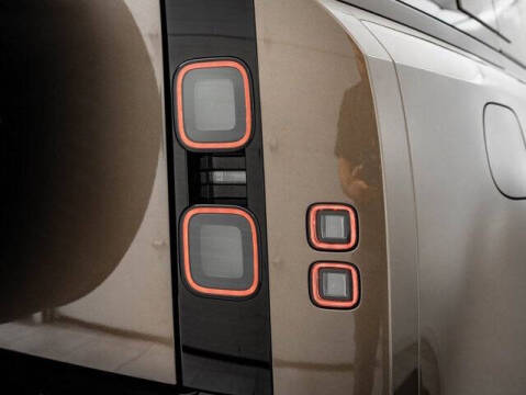 2026 Land Rover Defender 110 P300 S