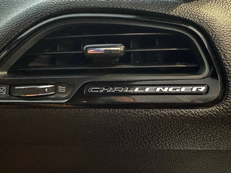 2017 Dodge Challenger