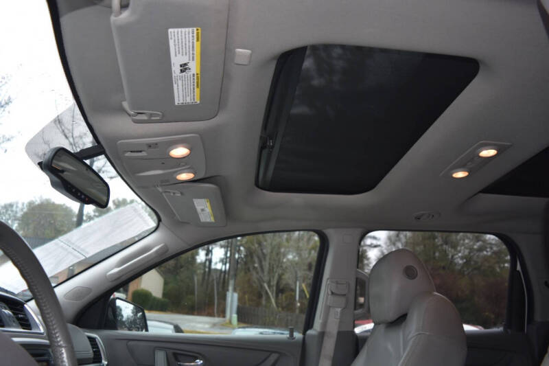 2013 GMC Acadia SLE-2