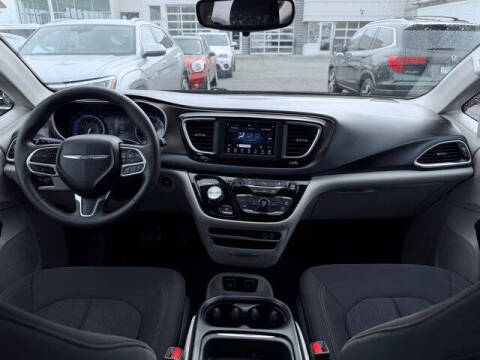 2018 Chrysler Pacifica Touring Plus