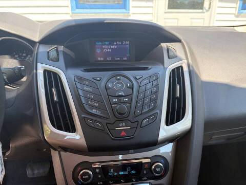 2012 Ford Focus SEL