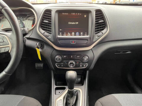 2016 Jeep Cherokee Latitude Altitude