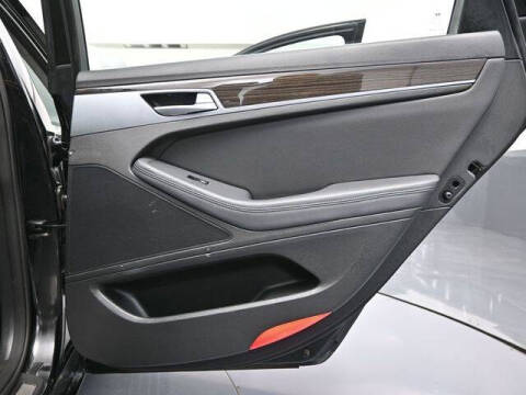 2015 Hyundai Genesis